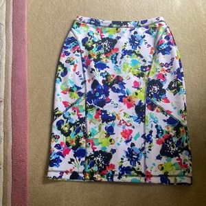 Floral Women's Skirt - Multicolor